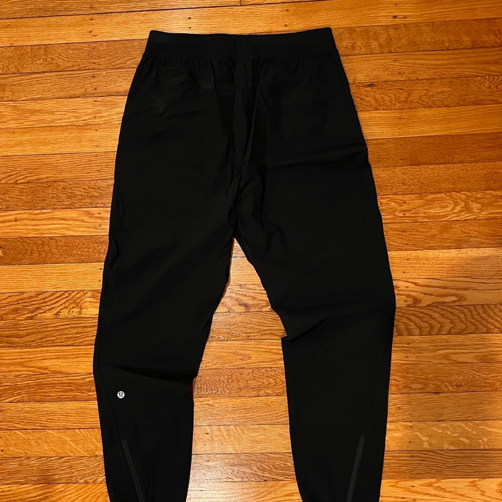 Lululemon Adapted State High-Rise Jogger Full Length, Black, Size 6 - Picture 7 of 10